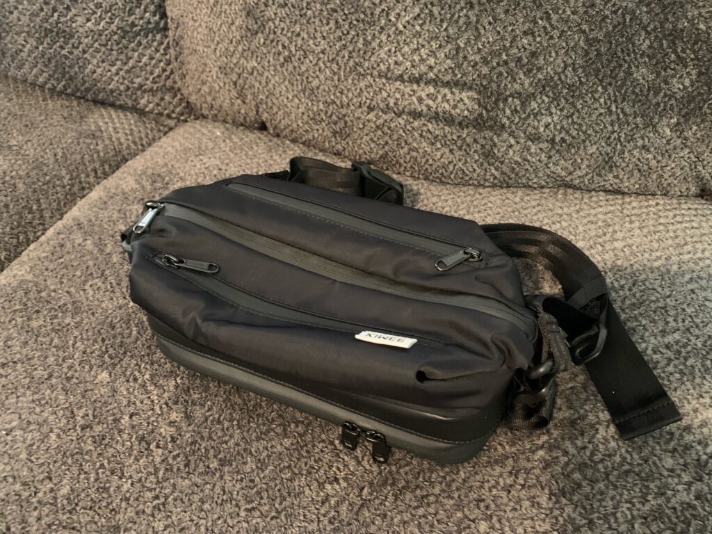 kiwee master kase sling bag